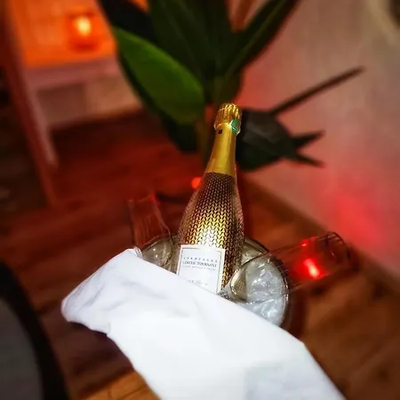 بيت الحب Damelys Gourdinne